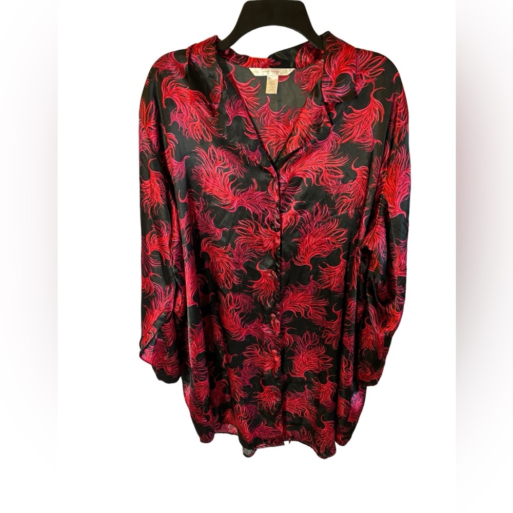Cacique Women’s Black‎ and Red Night Shirt Size 18/20